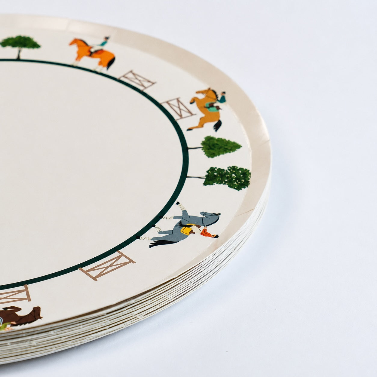Equestrian Horse Riding Paper Dinner Plates 9in (x 12)