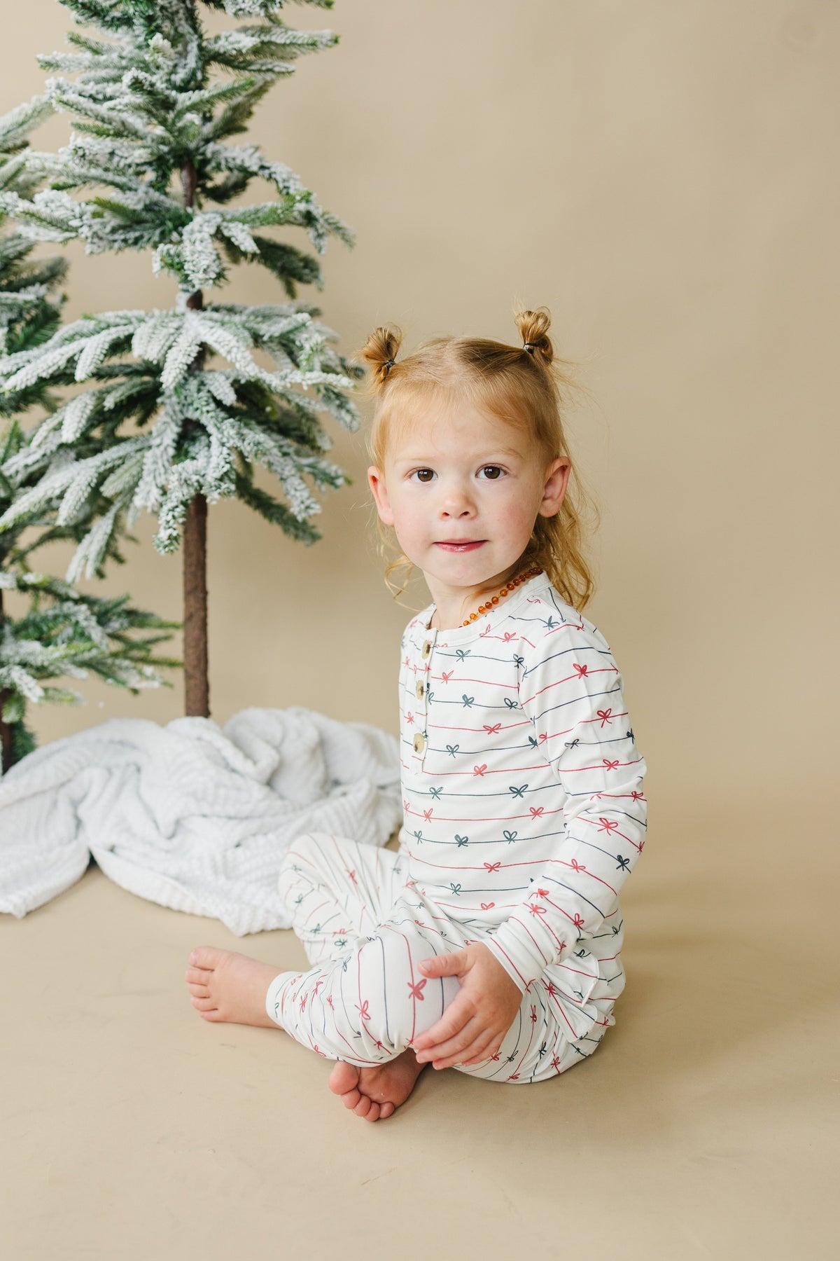 Tied with a Bow Christmas 2pc Bamboo Pajamas *2T Left