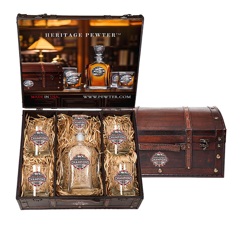 Georgia Bulldogs National Champions 2021 Spike Logo Capitol Decanter Chest Set