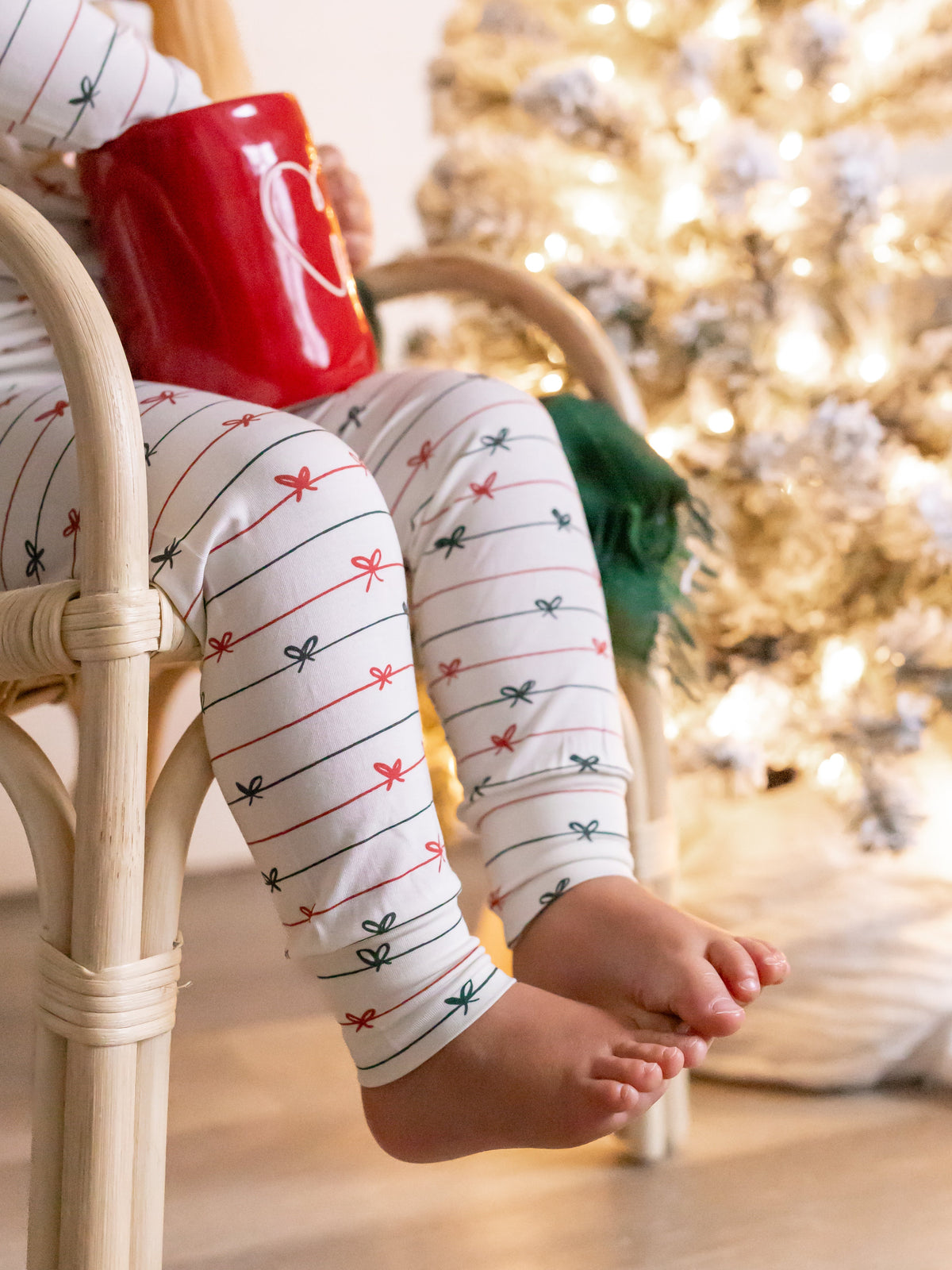 Tied with a Bow Christmas 2pc Bamboo Pajamas *2T Left