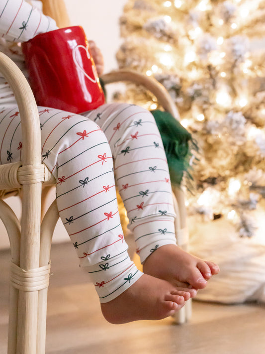 Tied with a Bow Christmas 2pc Bamboo Pajamas *2T Left