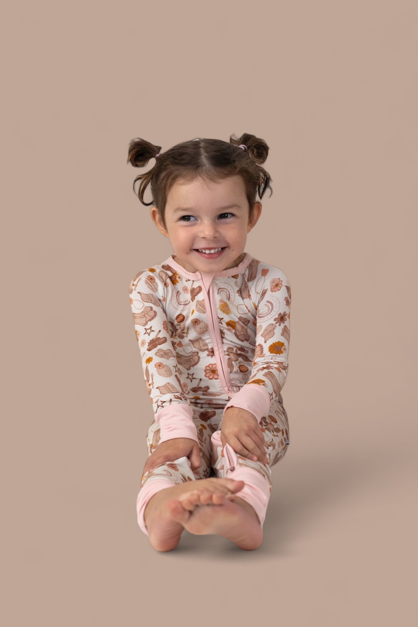 FLOWERS AND BOOTS DREAM ROMPER