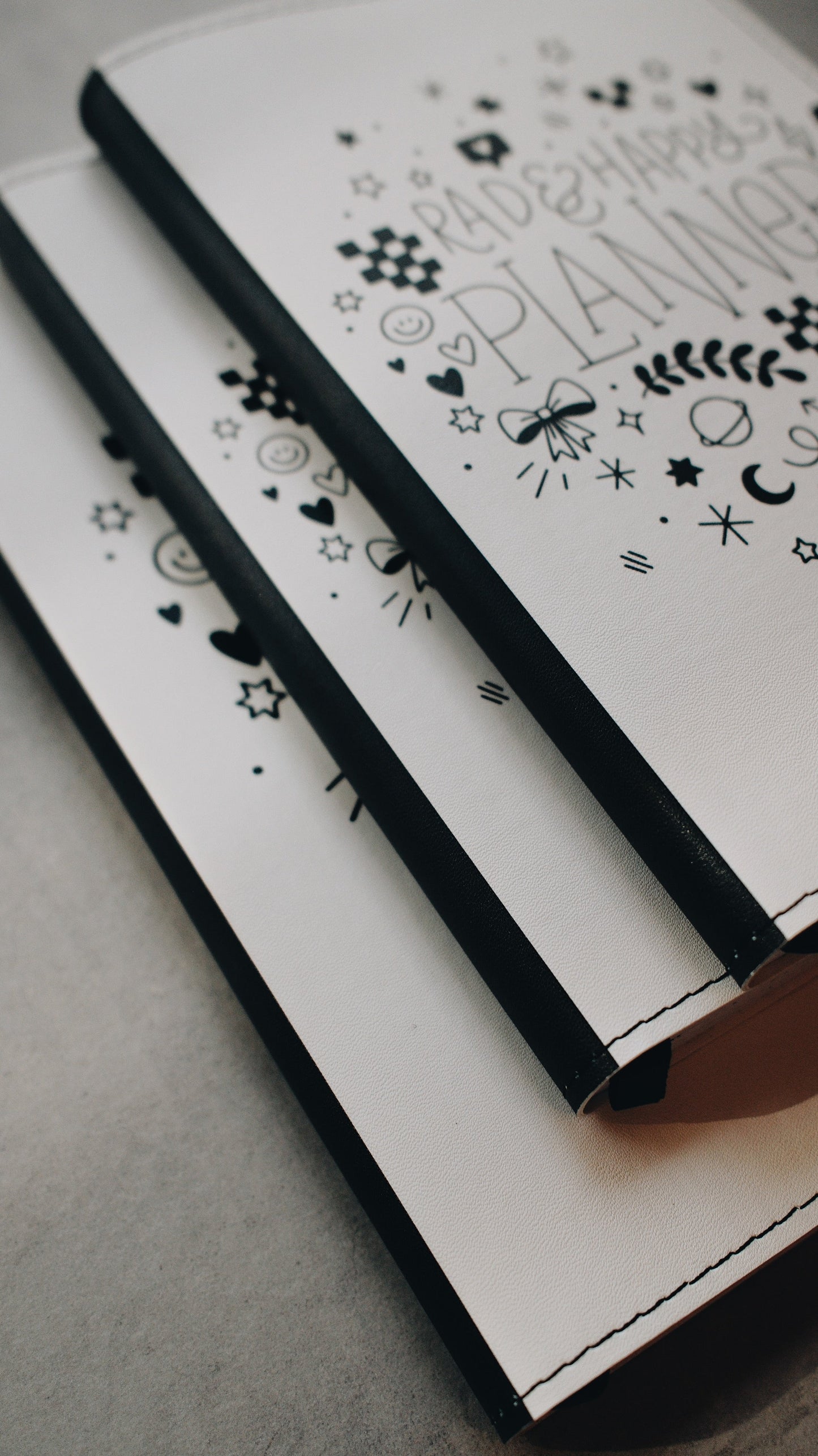 Undated 5x8 Planner - Doodle Edition