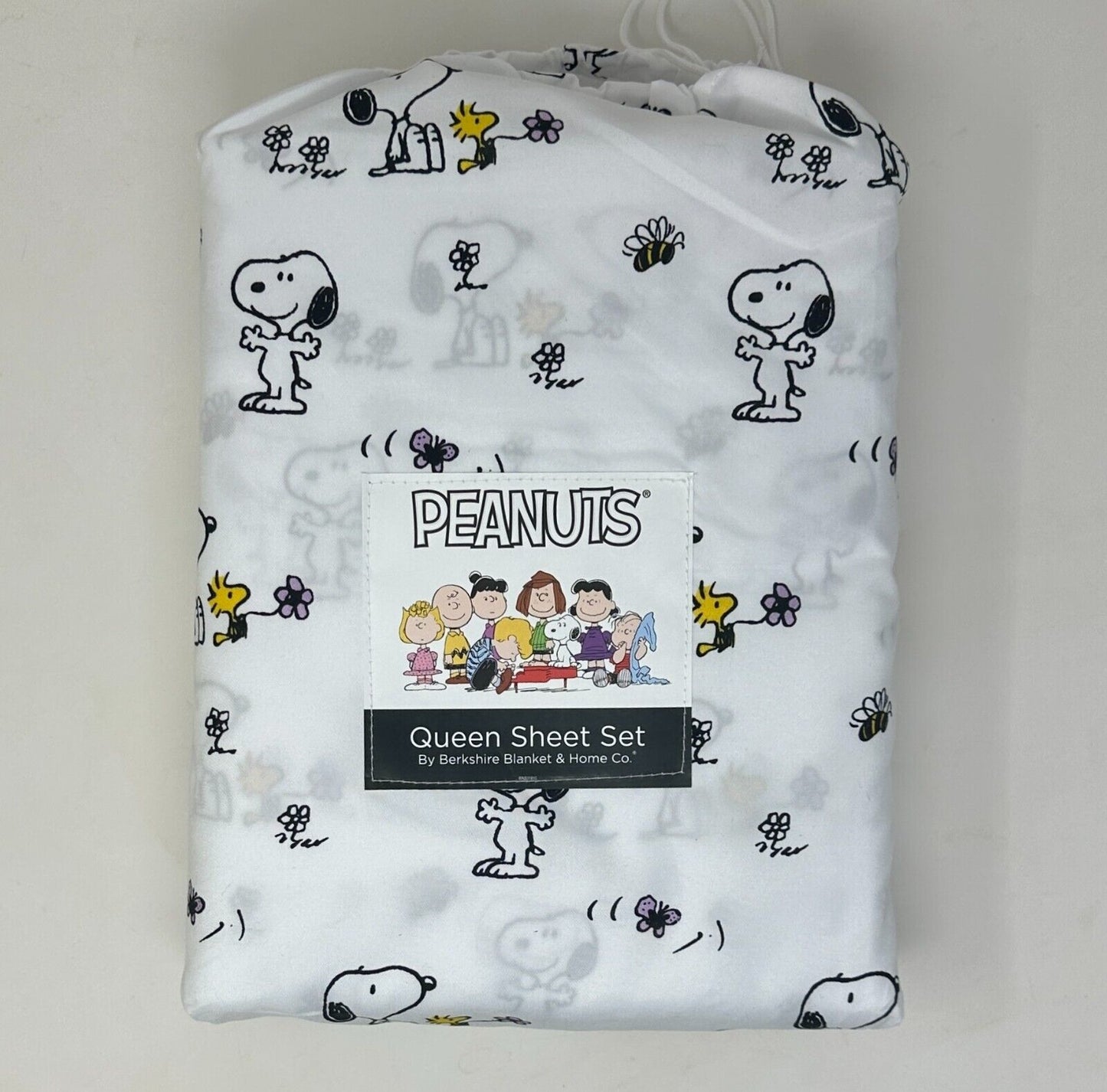 Peanuts Snoopy, Flowers, Bees and  Butterflies Queen Sheet Set