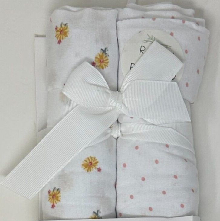 Milkberry Daisy and Polka Dots Swaddle Blankets