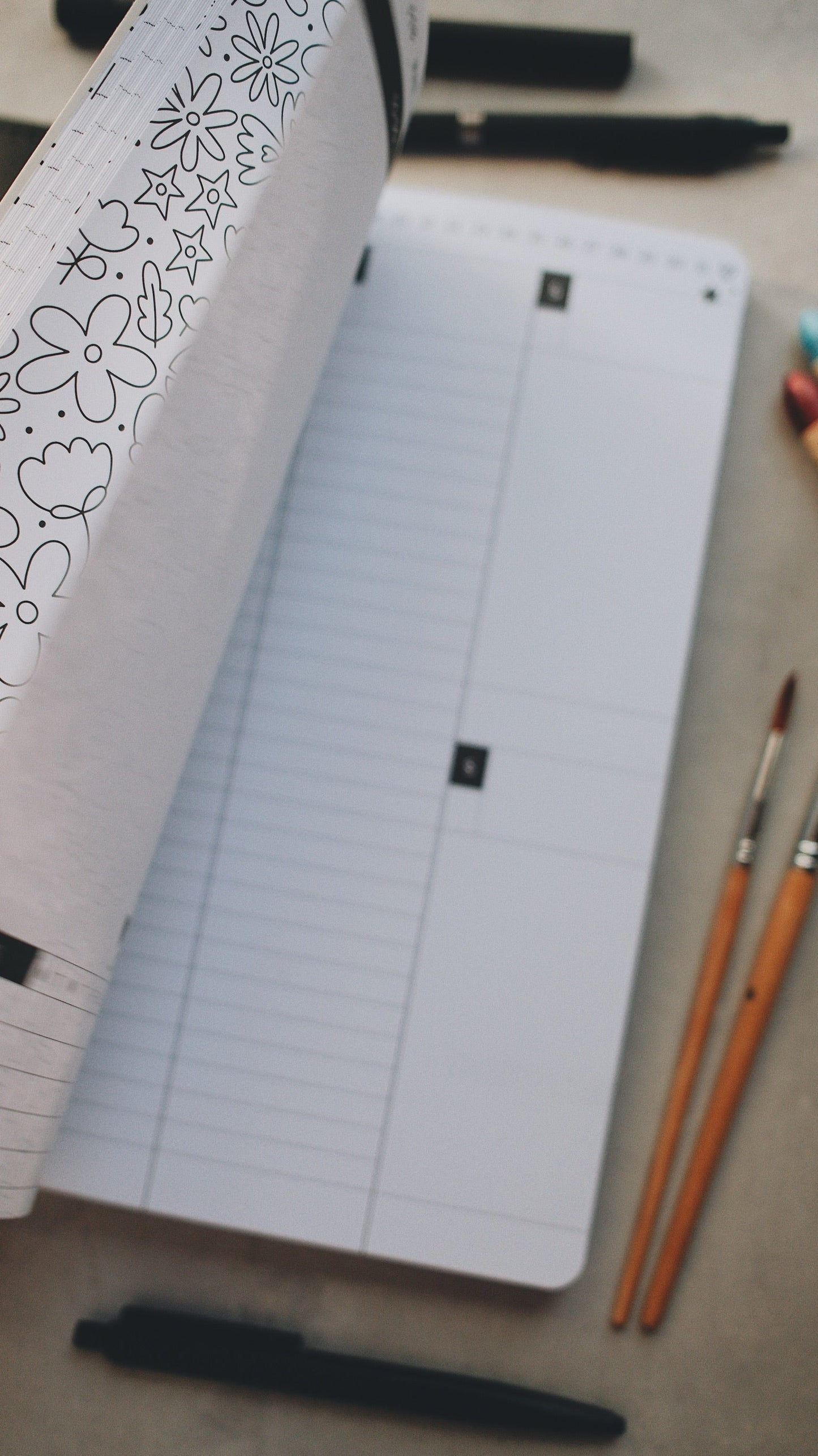 8x10 Undated Education Planner - Doodle Edition
