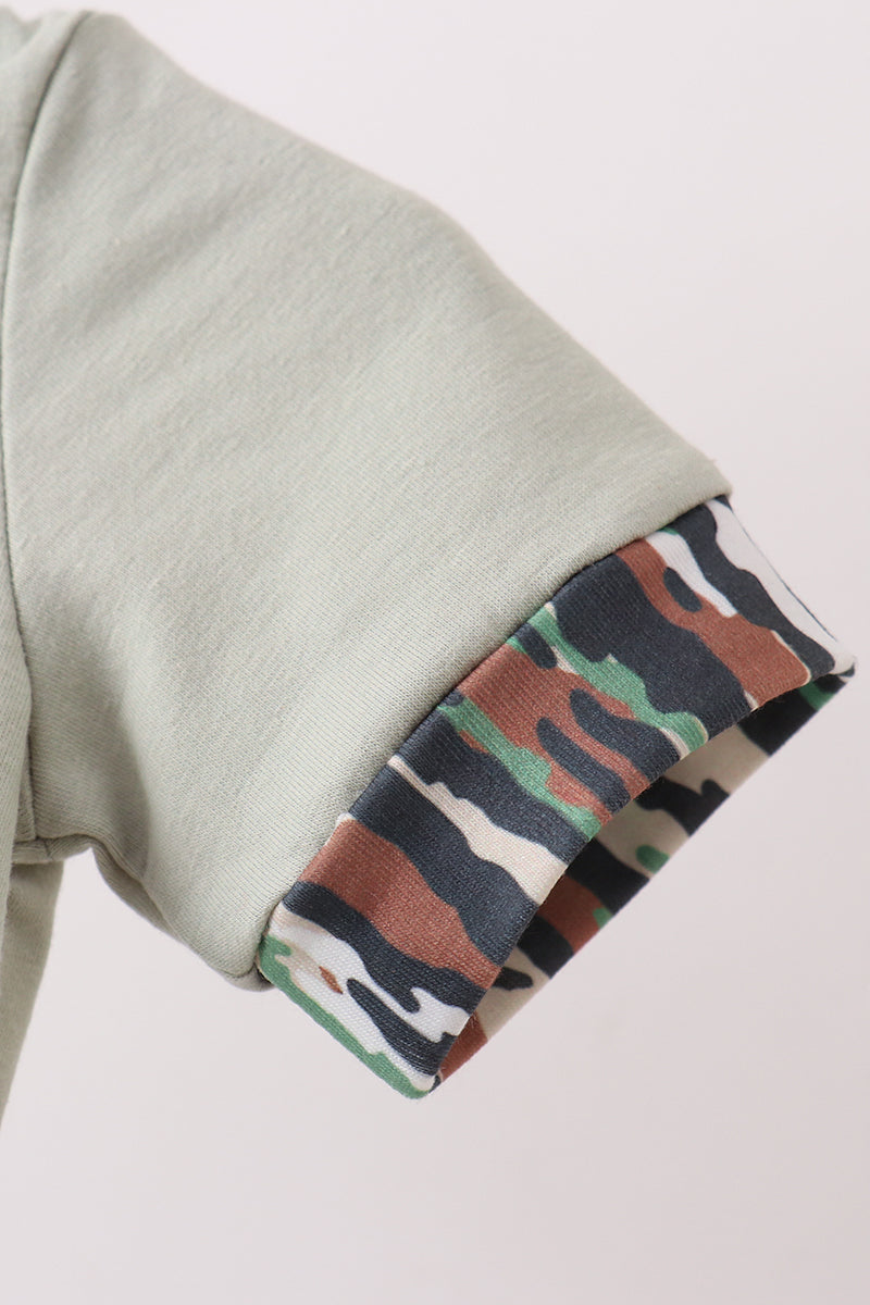 Sage Hunting Embroidered Bubble