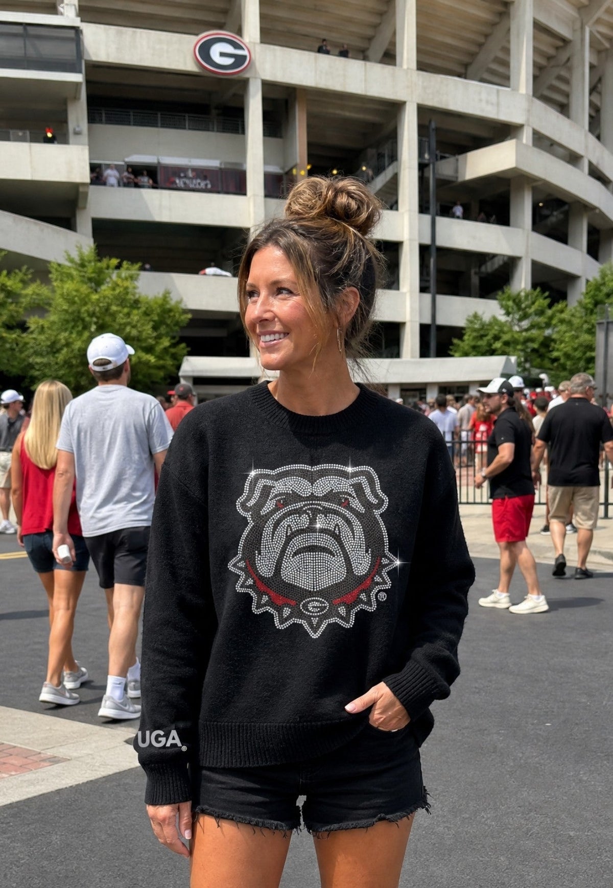 University of Georgia Bulldog Logo Black Crewneck Long Sleeve Sweater