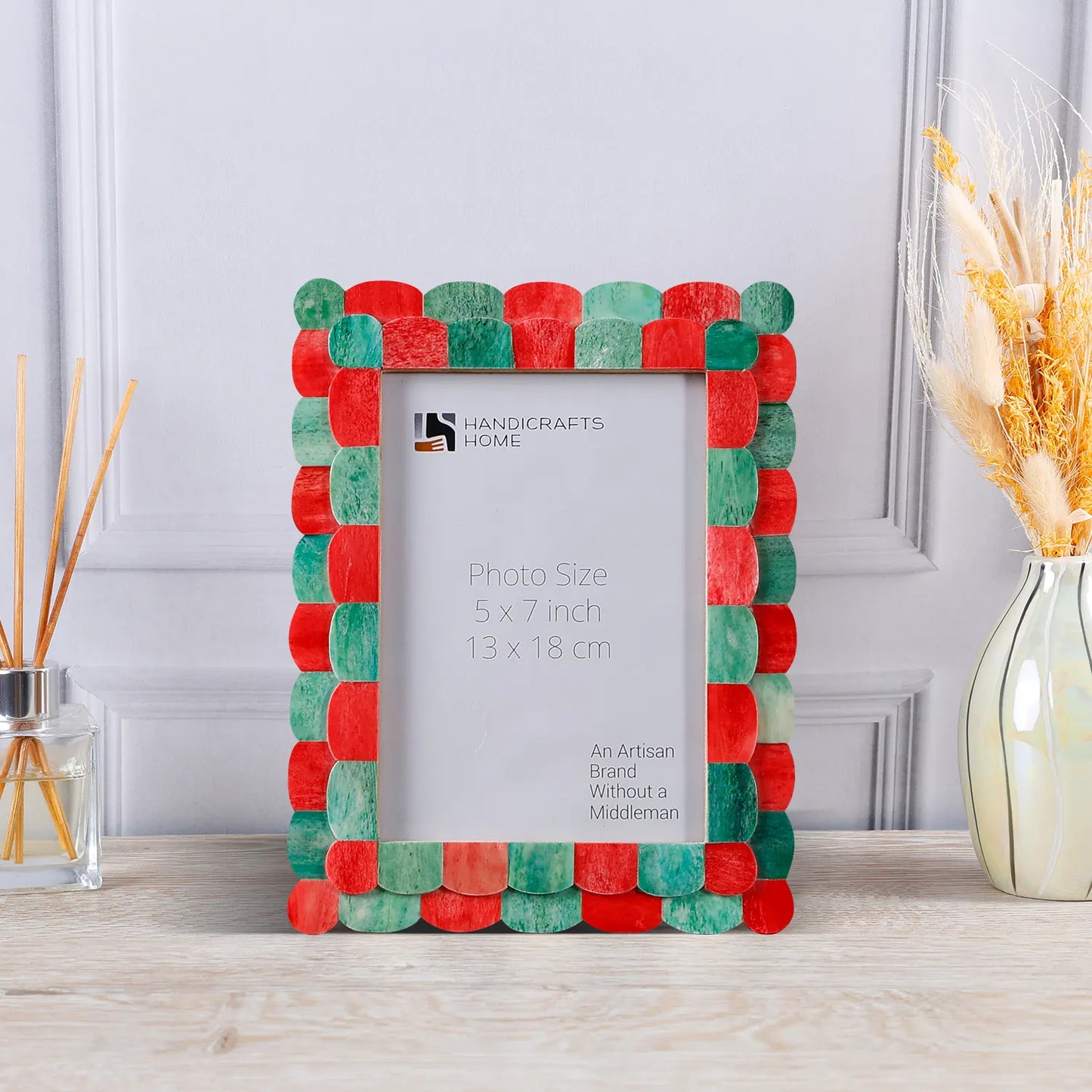 Picture Frame Scalloped Art Collection Bone Inlay Green Red 3 Sizes