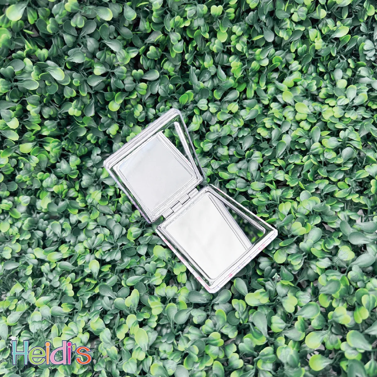 Simply Southern® Magnifying Compact Mirror: Bow Rose