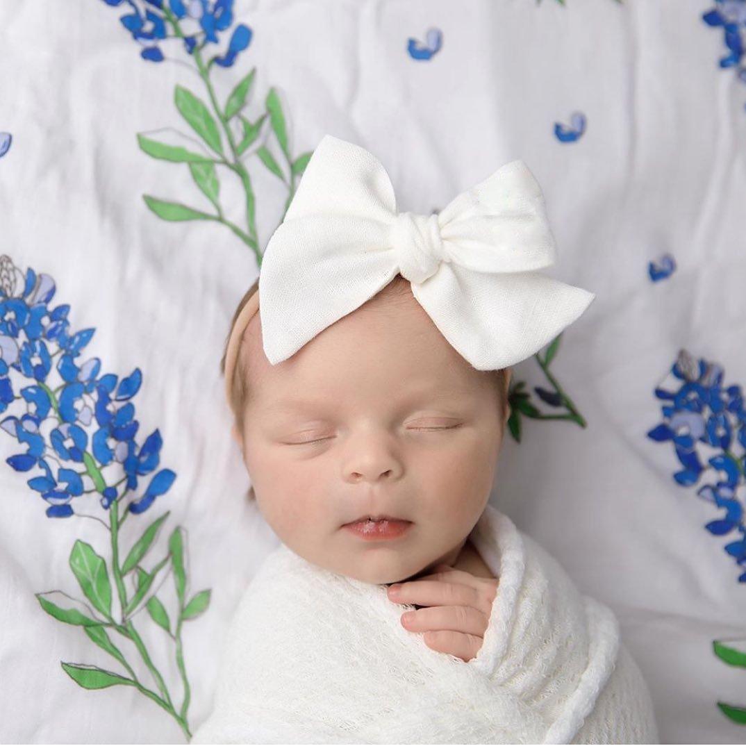 Bluebonnets Newborn Gift Set: Muslin Swaddle & Bib | Organic Cotton