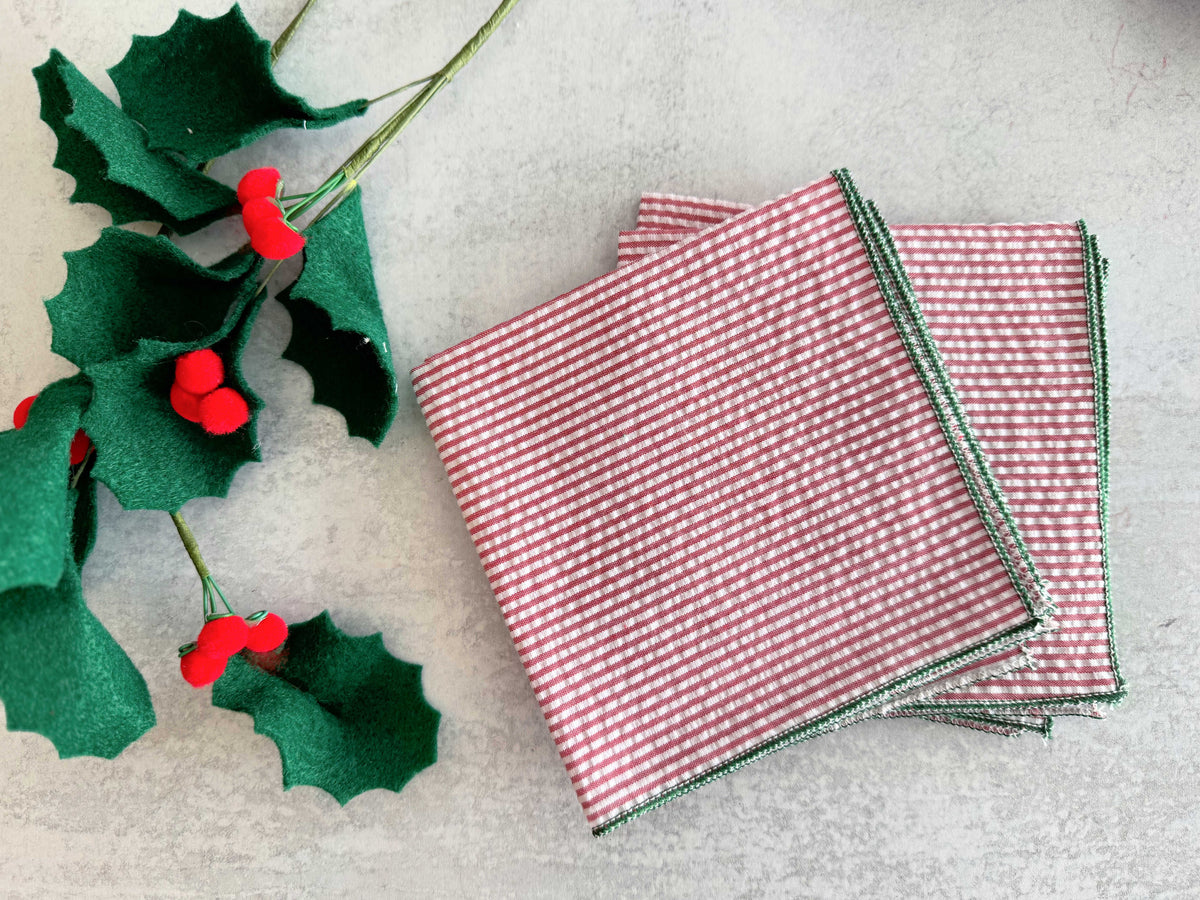 Holiday Seersucker Red and Green, set of four