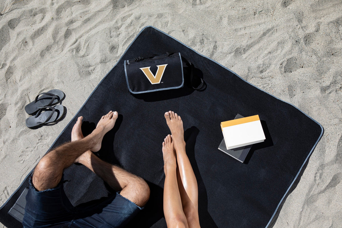 Vanderbilt Commodores - Outdoor Picnic Blanket Tote