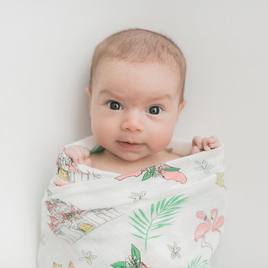 Florida Newborn Gift Set: Muslin Swaddle & Bib (Floral)