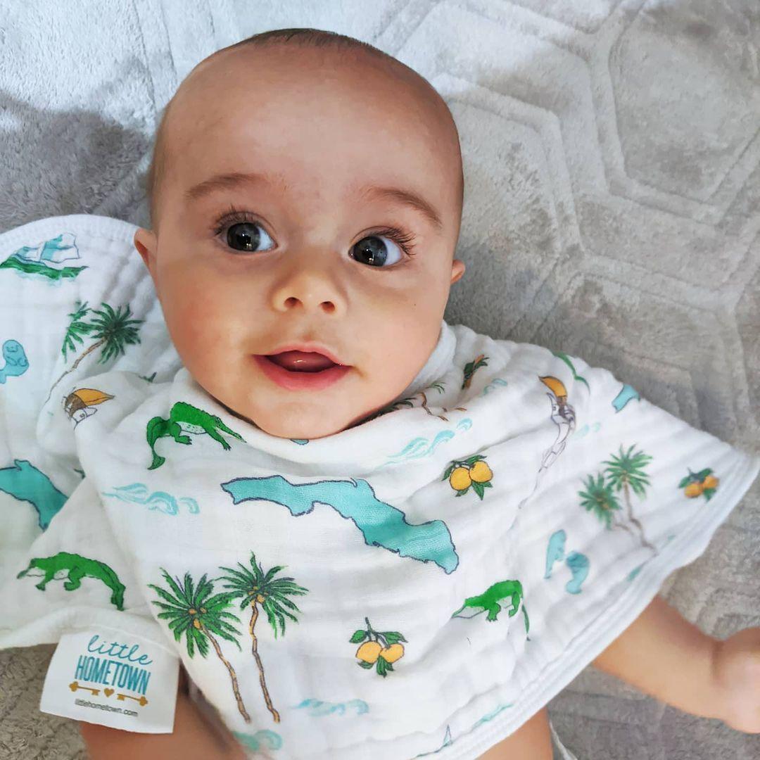 Florida Newborn Gift Set: Muslin Swaddle & Bib | Organic Cotton