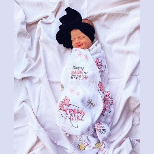 Texas Girl Gift Set: Muslin Swaddle & Bib | Organic Cotton