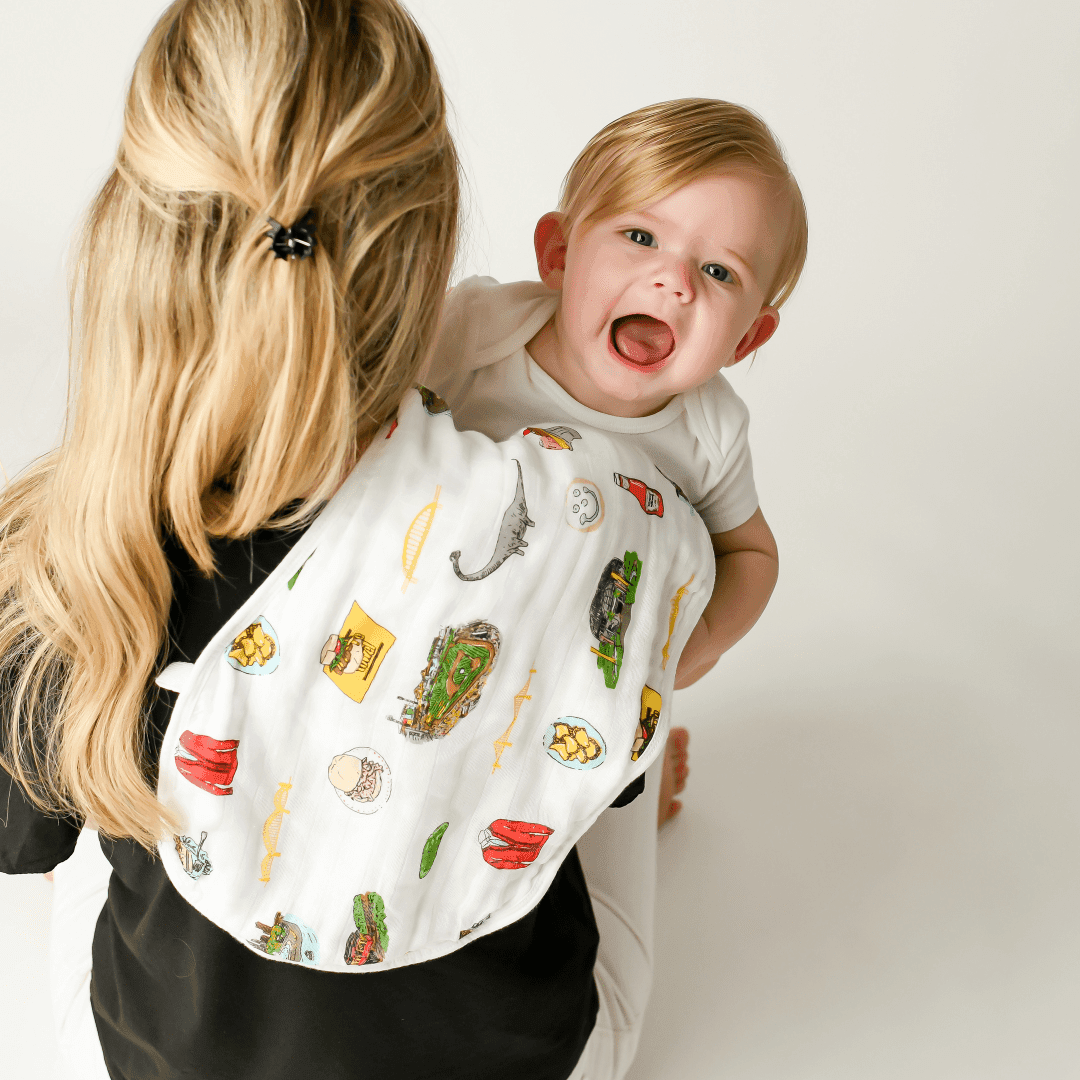 Pittsburgh Baby Gift Set: Muslin Swaddle & Bib | Organic Cotton