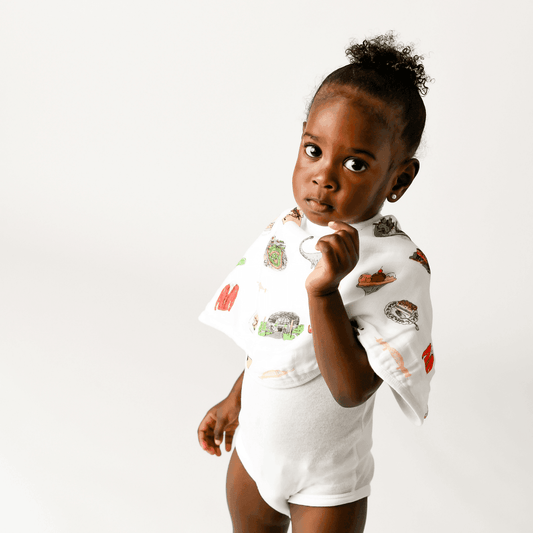 Pittsburgh Baby Gift Set: Muslin Swaddle & Bib | Organic Cotton